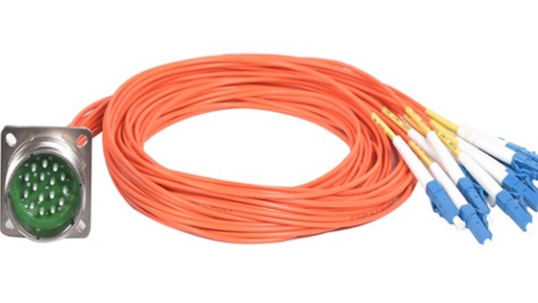 J599陶瓷插针连接器型预制光缆(插头/插座)